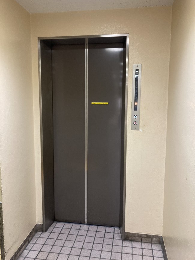 ミカワヤビル-エレベーター