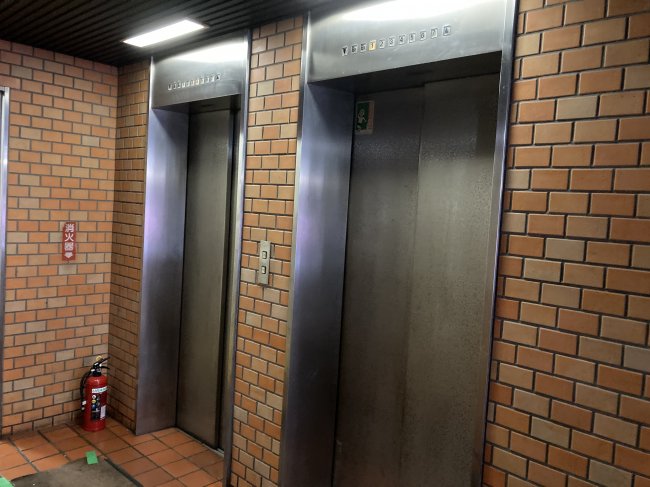 西山興業赤坂ビル-エレベーター