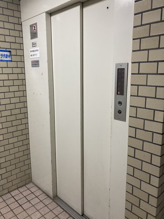 赤坂グリーンハイツビル-エレベーター