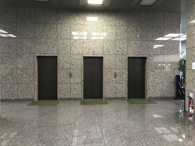 明産高浜ビル-エレベーター