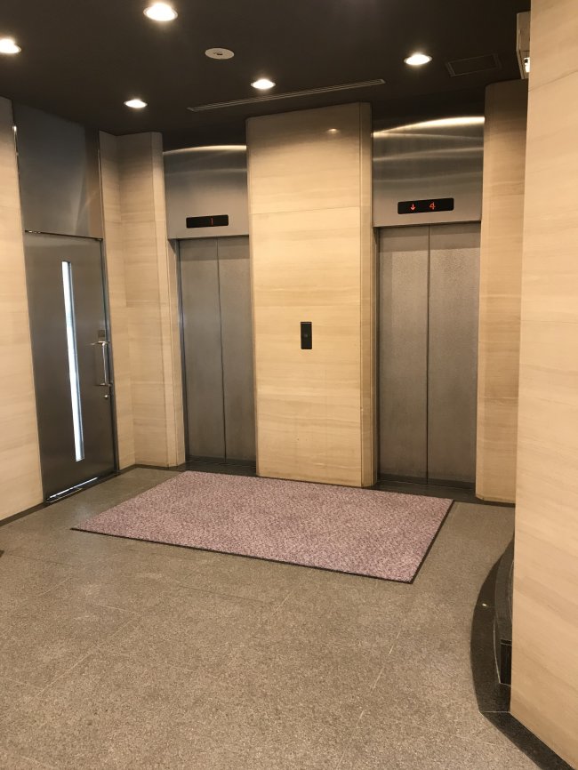 インフォサイエンスビル-エレベーター