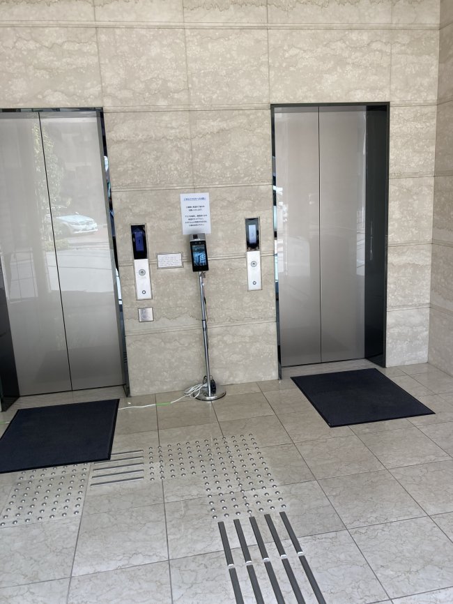 島倉恒産ビル-エレベーター