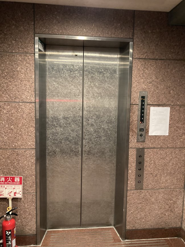 玉家ビル-エレベーター
