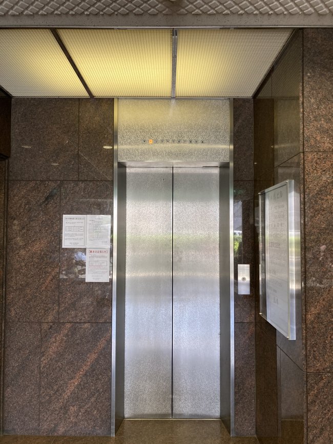 芝栄太楼ビル-エレベーター