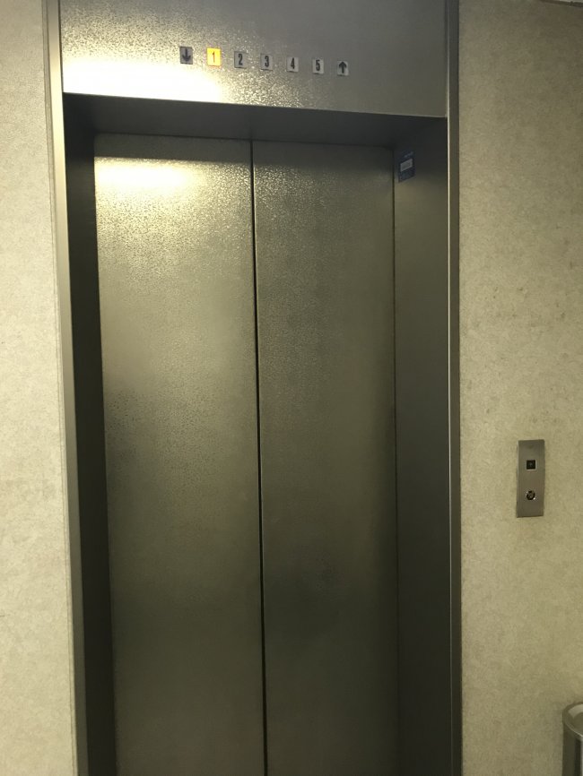 和楽路ビル-エレベーター