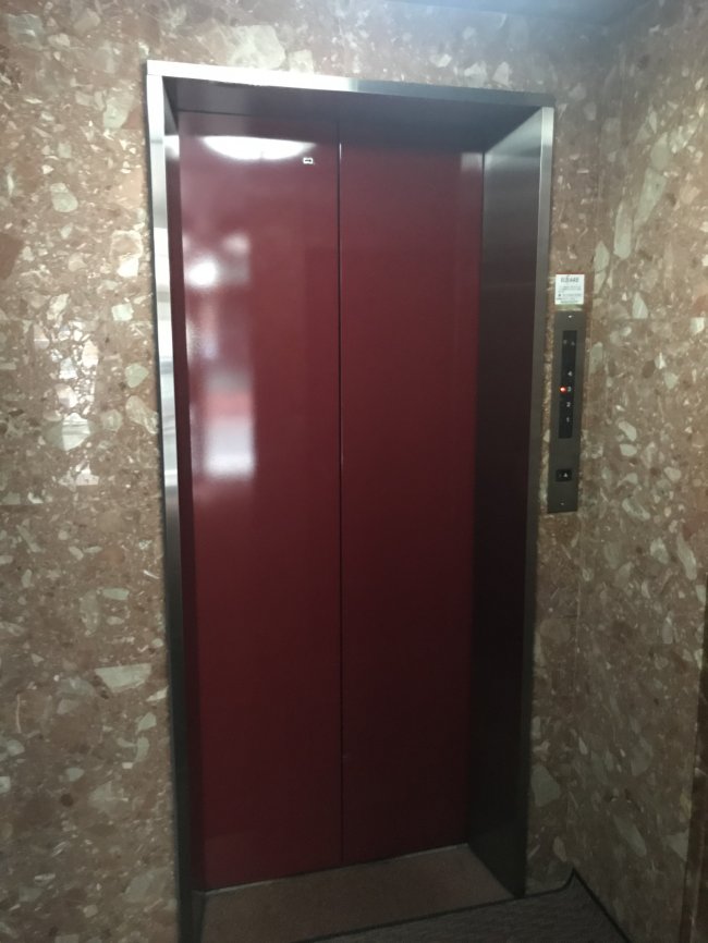 正呂地ビル-エレベーター