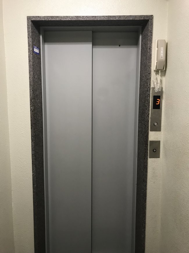 第2神明ビル-エレベーター