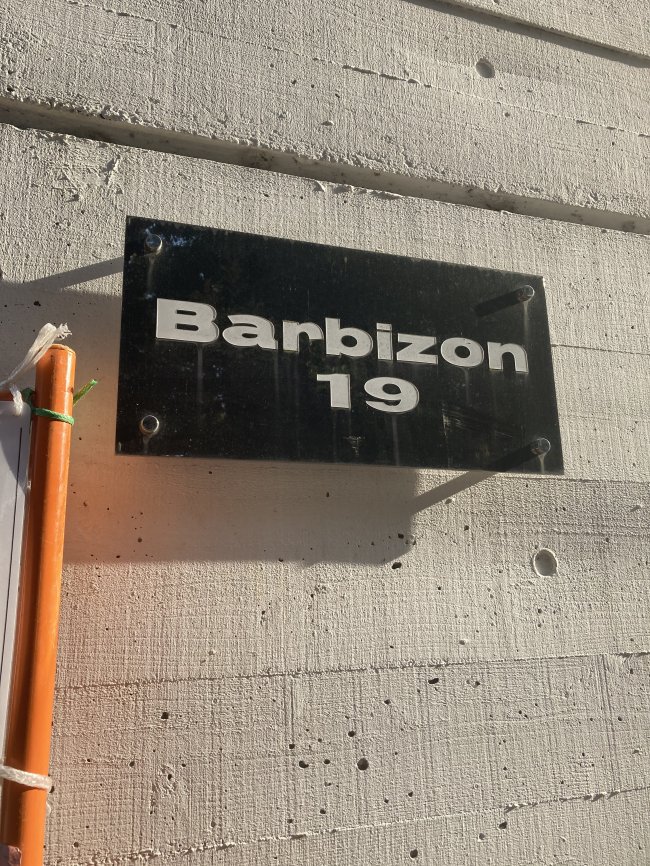 Barbizon19ビル-ネームプレート