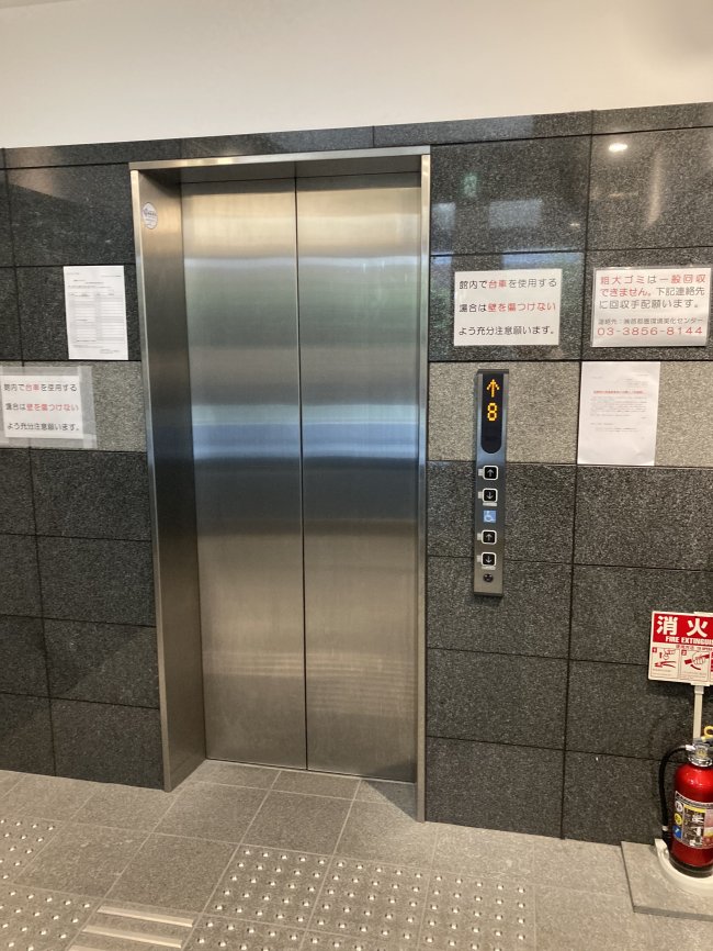 新橋エンタービル-エレベーター