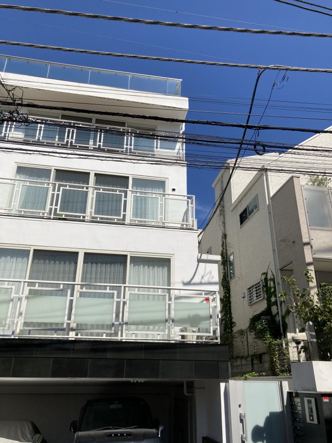 キャトル・ファミーユビル-外観2