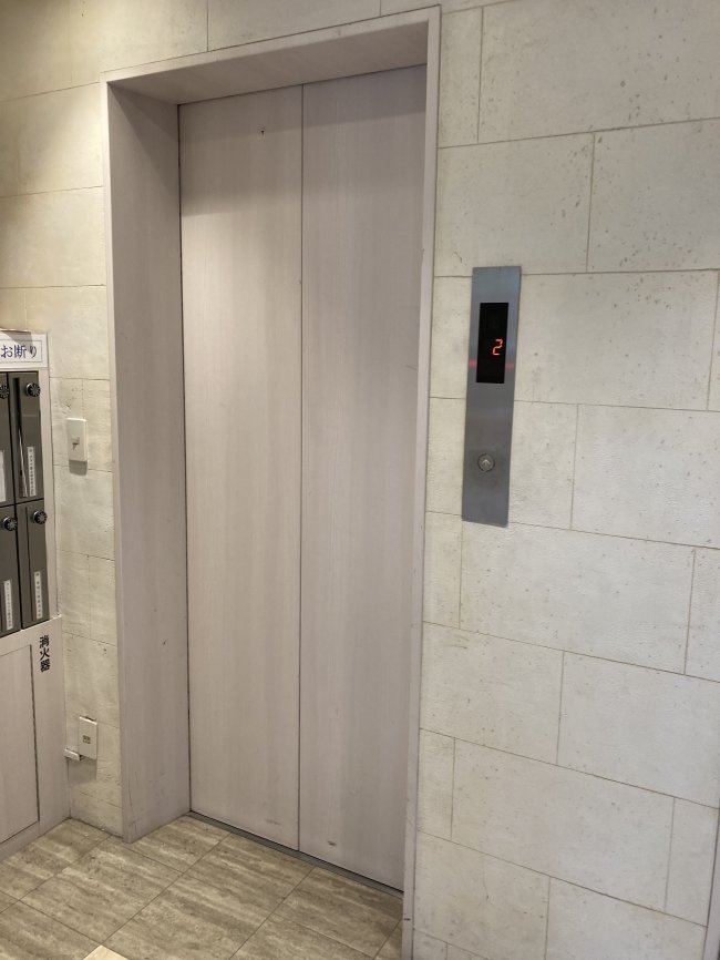 植竹ビル-エレベーター