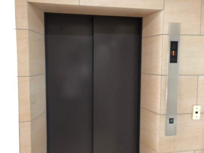 第3アルプスマンション-エレベーター