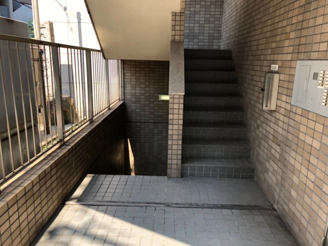 AD高田馬場ビル（高田馬場第2長岡）-階段