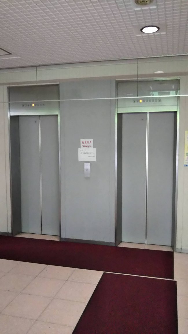 大成温調ビル-エレベーター
