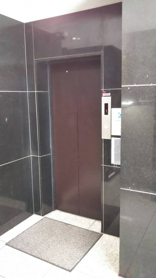 目黒I-Nビル-エレベーター