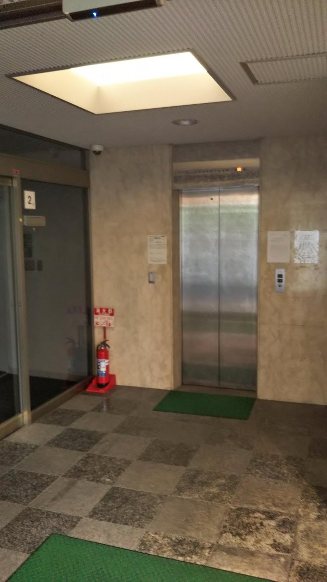 東五反田KBビル-エレベーター