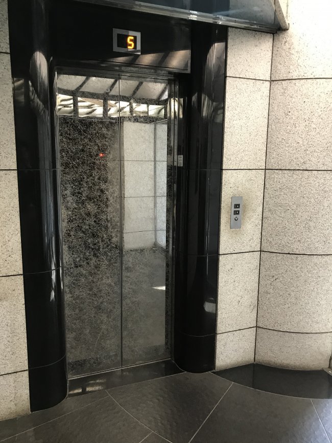 レッチフィールド中野坂上ビル-エレベーター