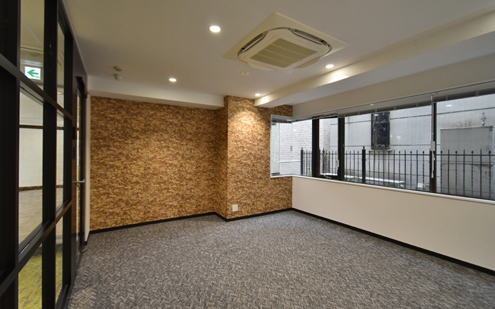 クアルソ南青山