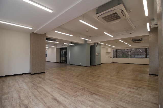 クアルソ南青山