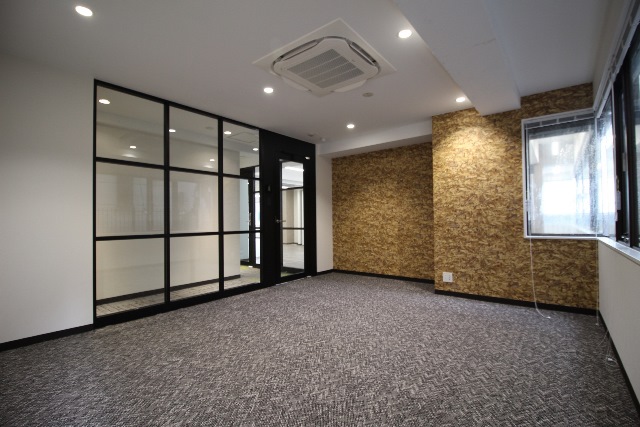 クアルソ南青山