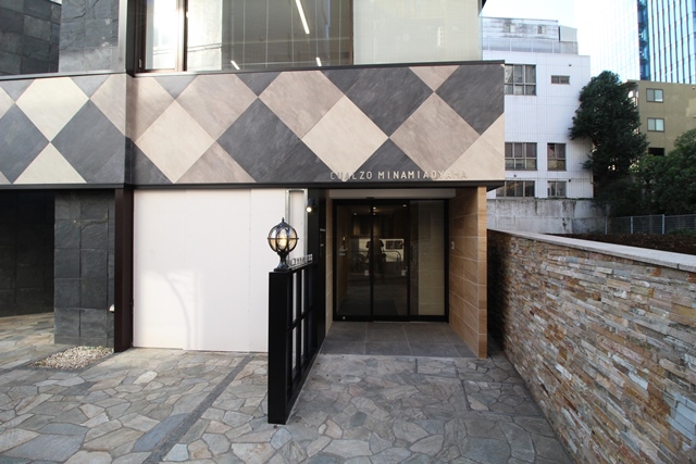 クアルソ南青山