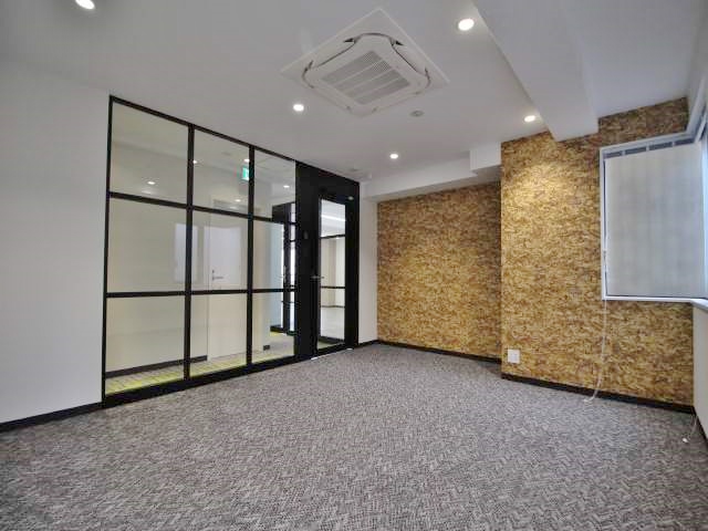 クアルソ南青山