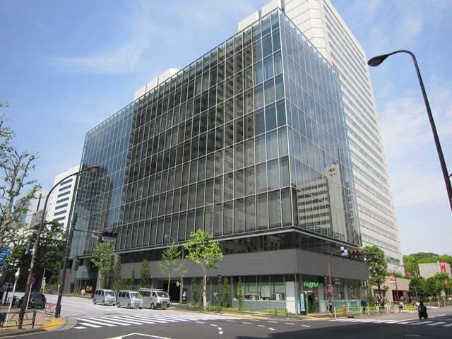 ラティス青山スクエアビル