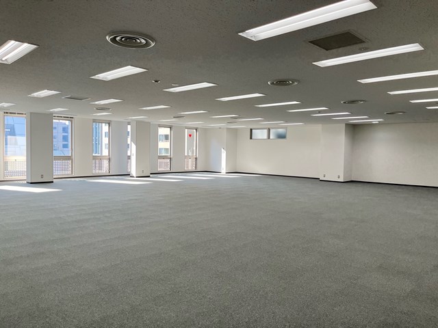 白揚ビル