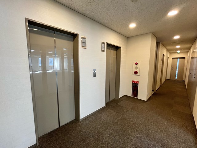 白揚ビル