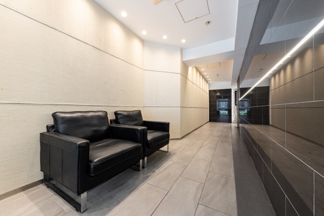 ワールド四谷ビル