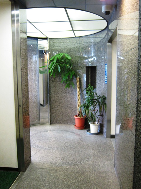 ラ・ベルティ新宿ビル