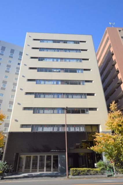 THE WAVES AKIHABARAビル