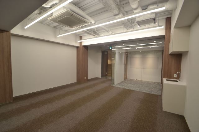 銀座スクエアビル （GINZA SQUARE）