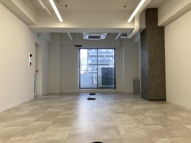 PORT ONE SHIMBASHIビル（福森）