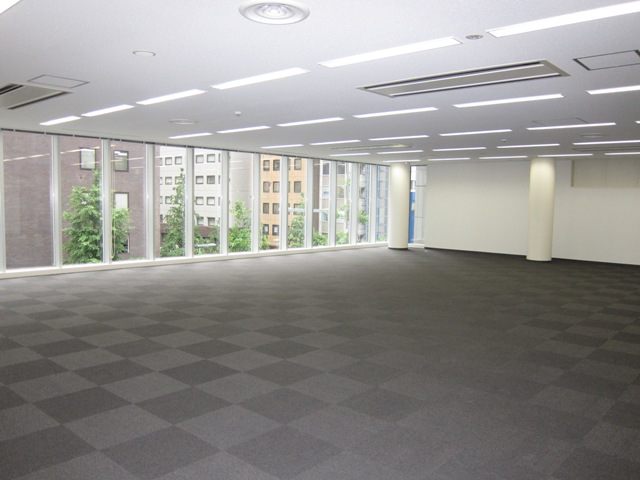 グラフィオ西新宿ビル