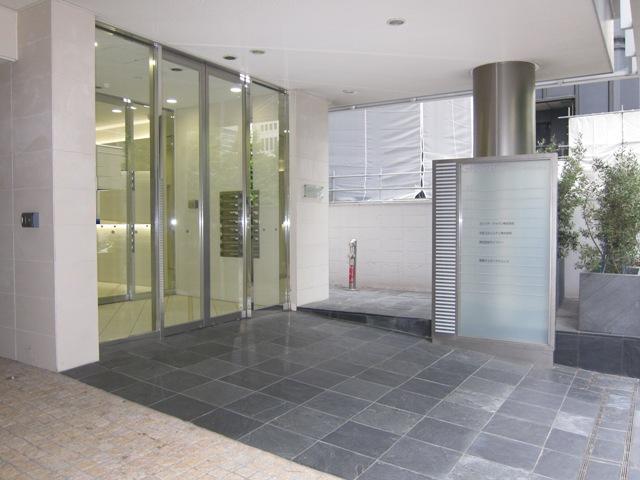 グラフィオ西新宿ビル