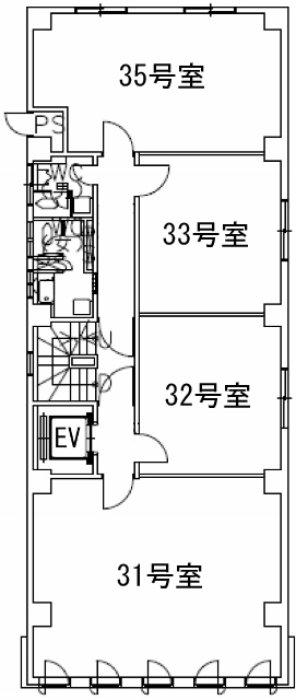 共同ビル（中央）