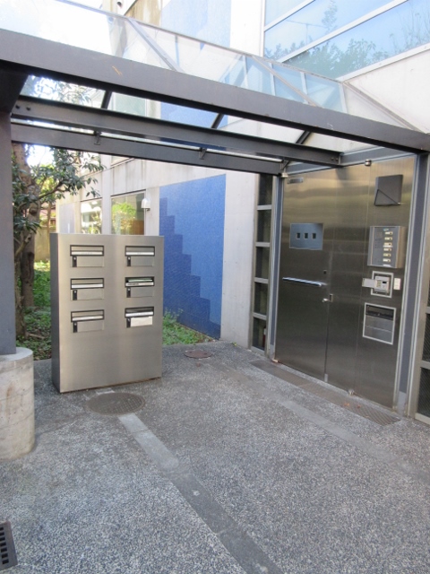 アトリウム青山ビル