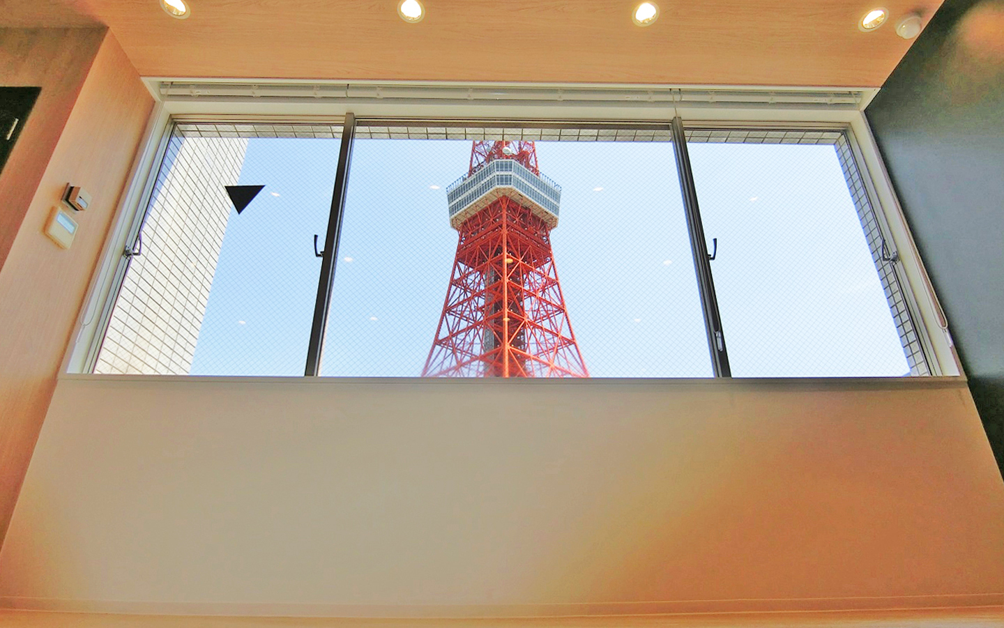 TOWER FRONT 神谷町